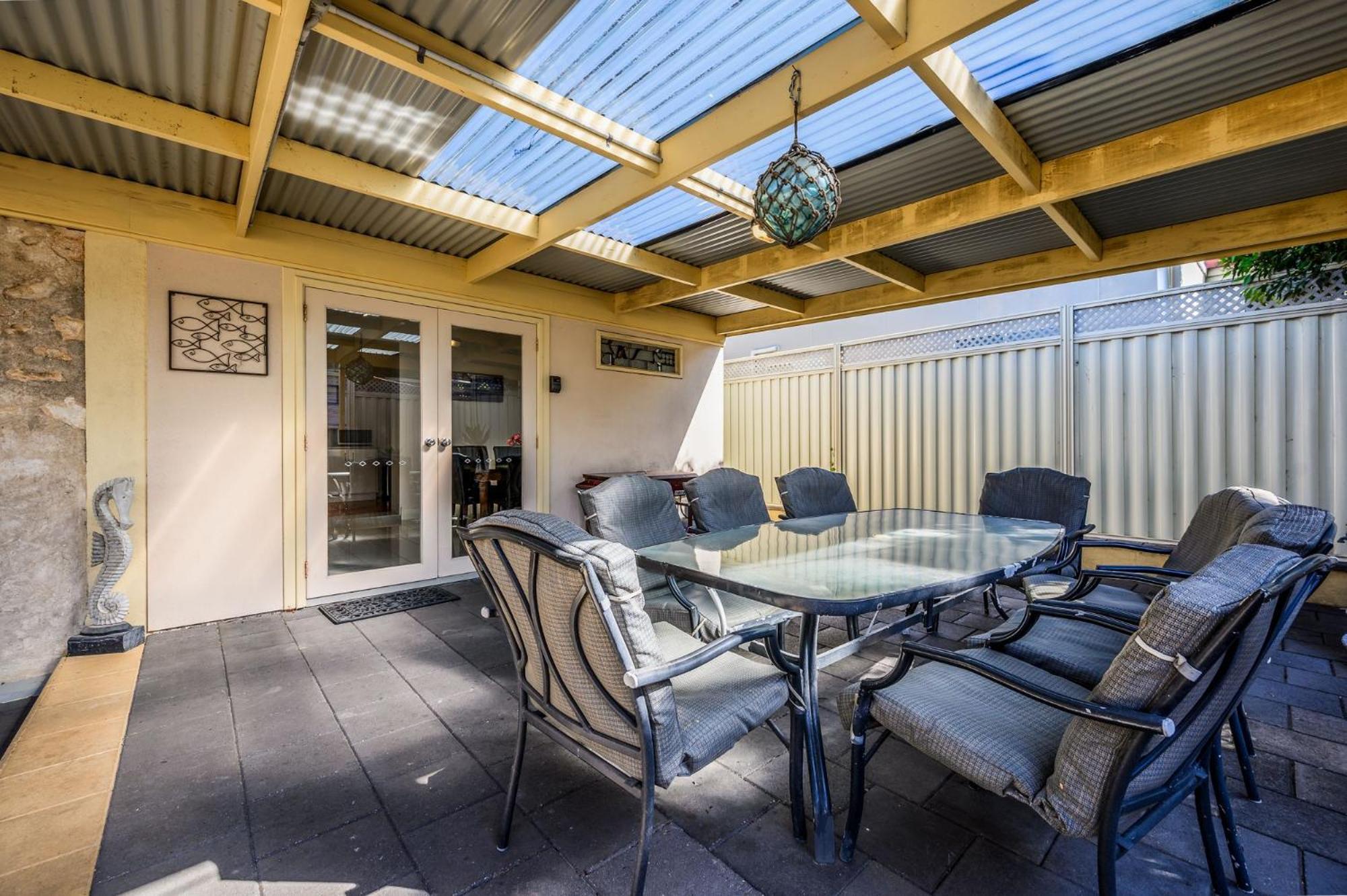 Armadale House - Kingscote Villa Exterior photo
